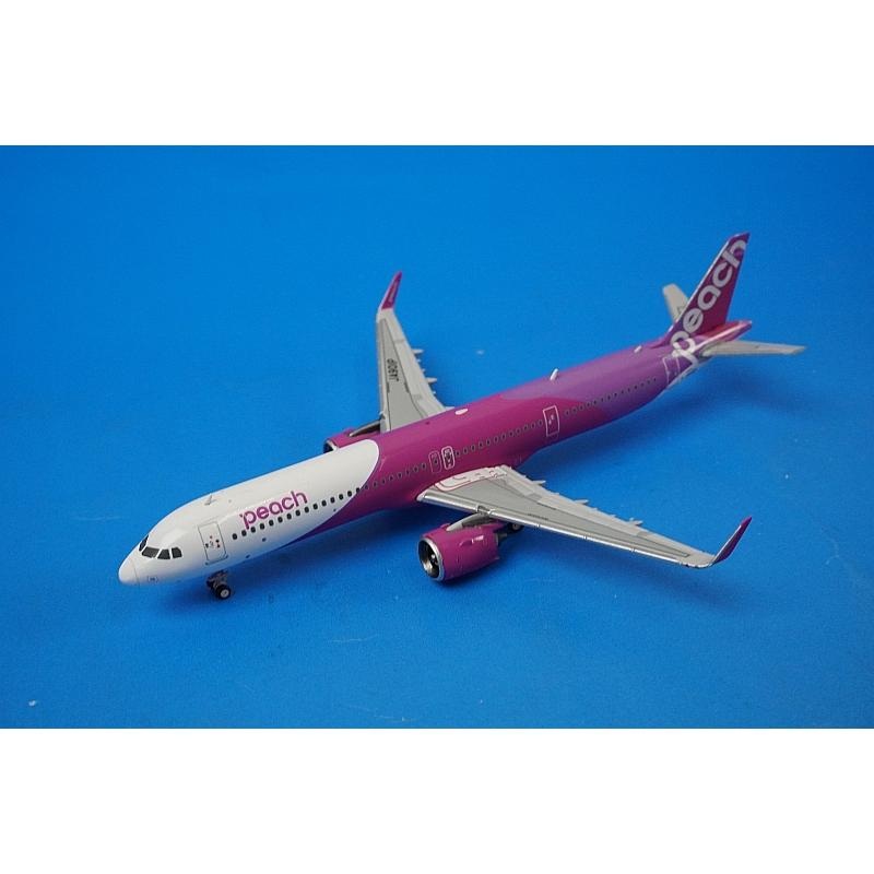 1:400 A320-200 Peach JA901P EW421N014 JC Wings airplane model