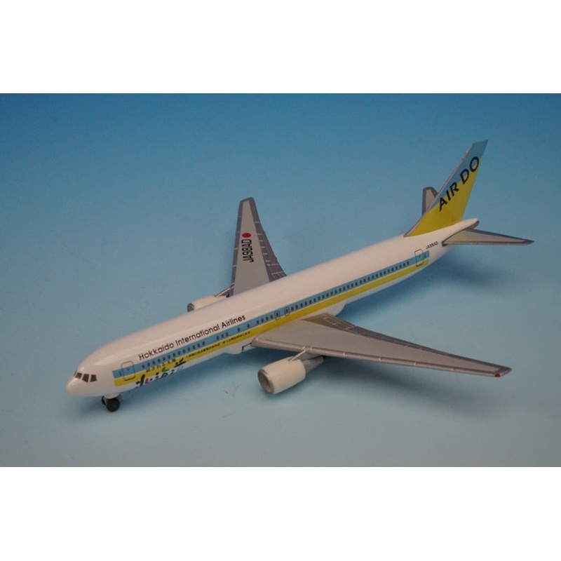 1:500 B767-300ER AIR DO Hokkaido Air Lines JA98AD 502993 Herpa airplane model