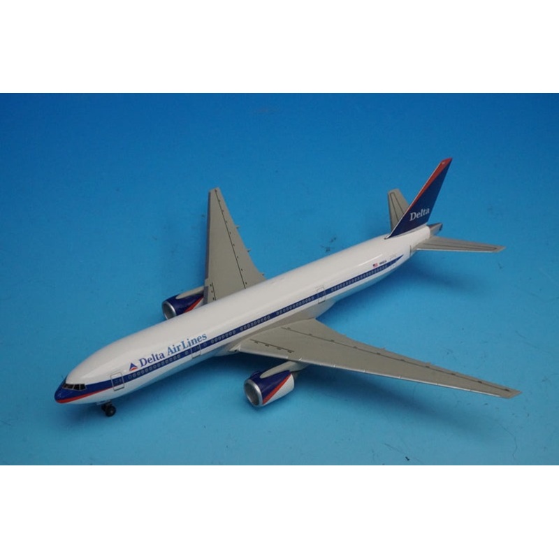 1:400 B777-232 DELTA Airlines N866DA 55237 Dragon