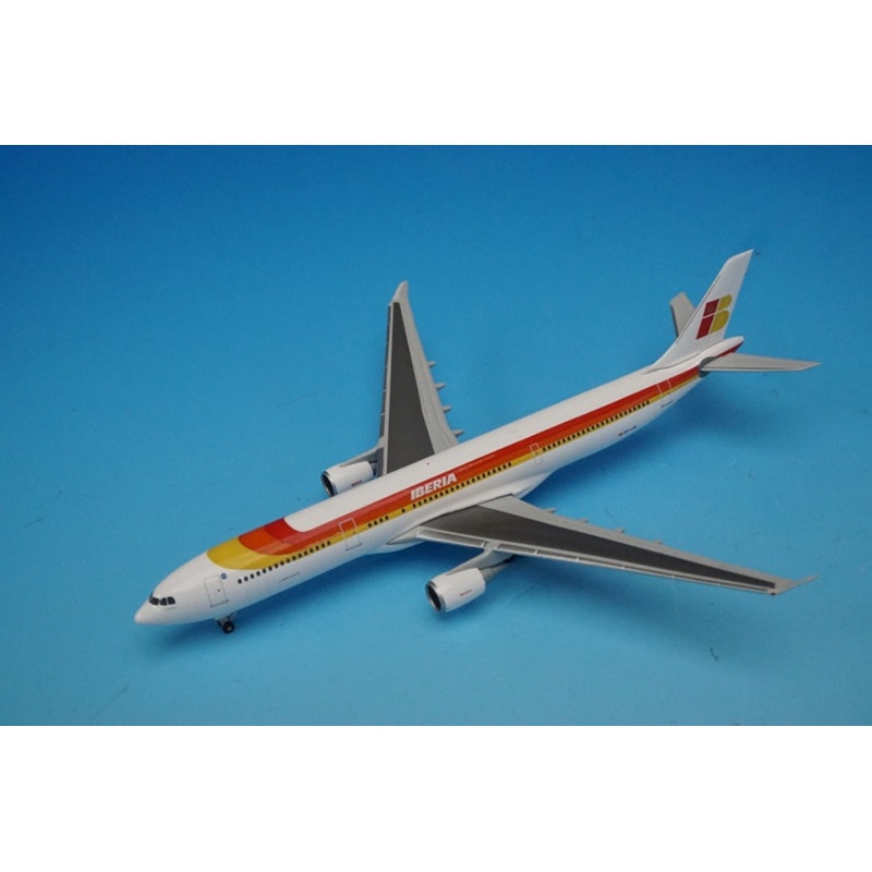 1:500 A330-300 Iberia EC-LUK 524551 Herpa airplane model