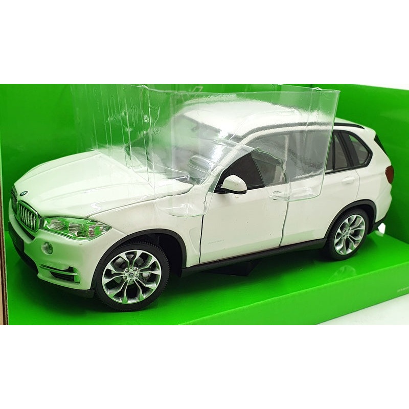 Welly NEX 1/24 Scale Diecast 24052W – BMW X5 – White