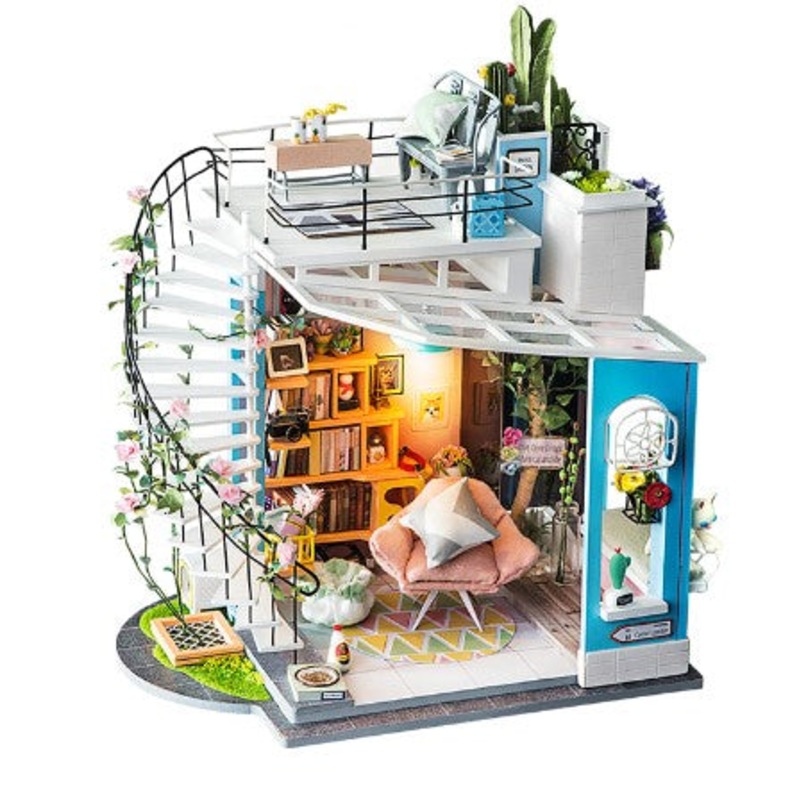 DIY Mini House Dora’s Loft