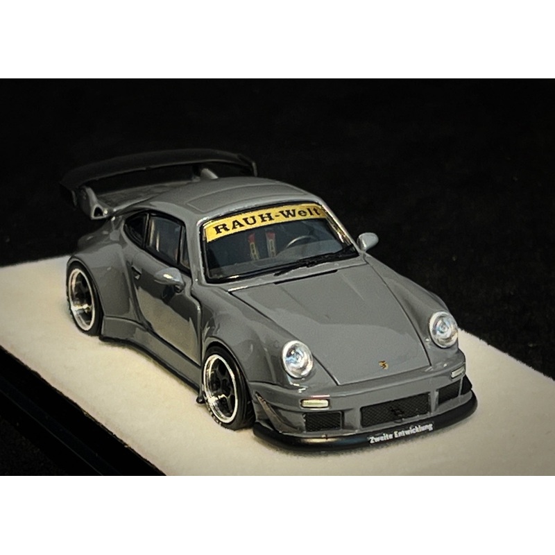 PGM 1:64 Porsche RWB930 Cement Grey