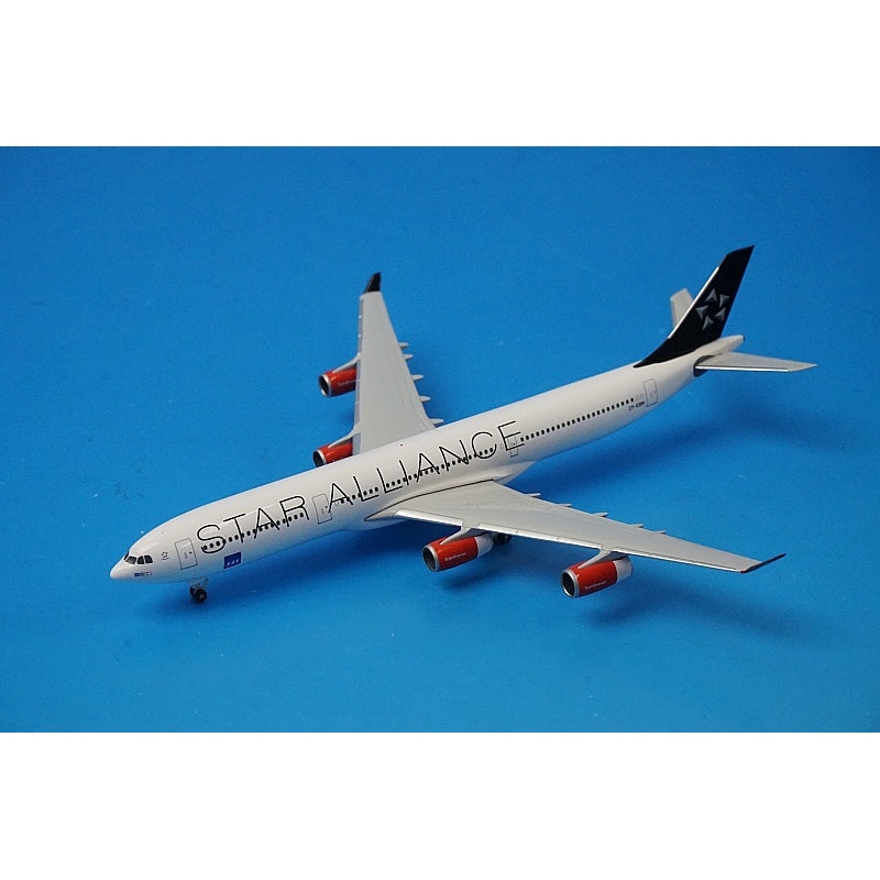 1:500 A340-300 SAS Scandinavian Stara Star Alliance OY-KBM 528474 Herpa airplane model