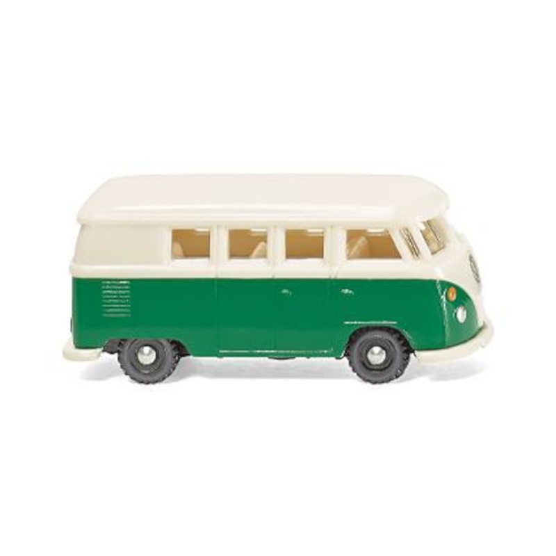 VW T1 Bus – patina green / pearl white