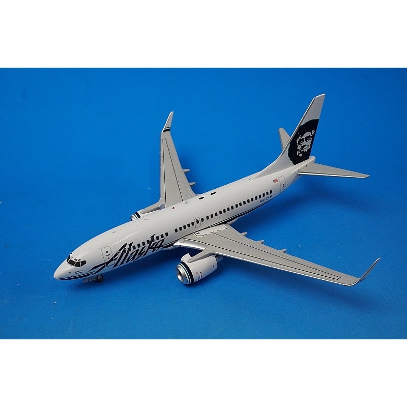 1:200 B737-700 Alaska N617AS G2ASA010 Gemini airplane model