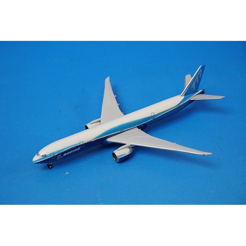 1:1000 B777-300ER Boeing House Color *No registration number Hogan