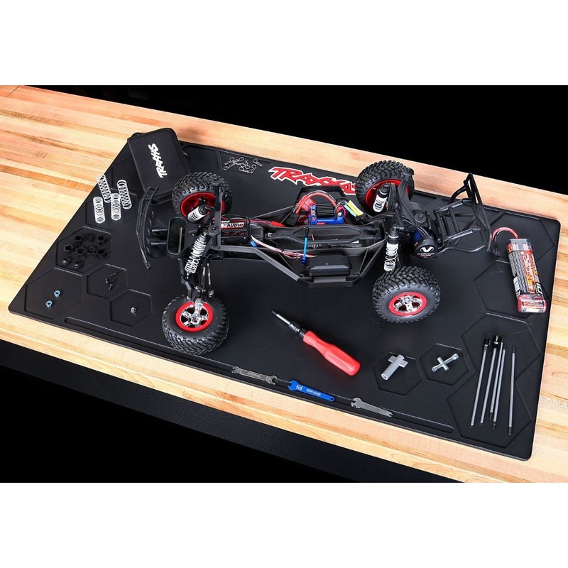 Traxxas Heavy-Duty Rubber Pit Mat 36×20 (91.4 x 50.8cm) TRA3426