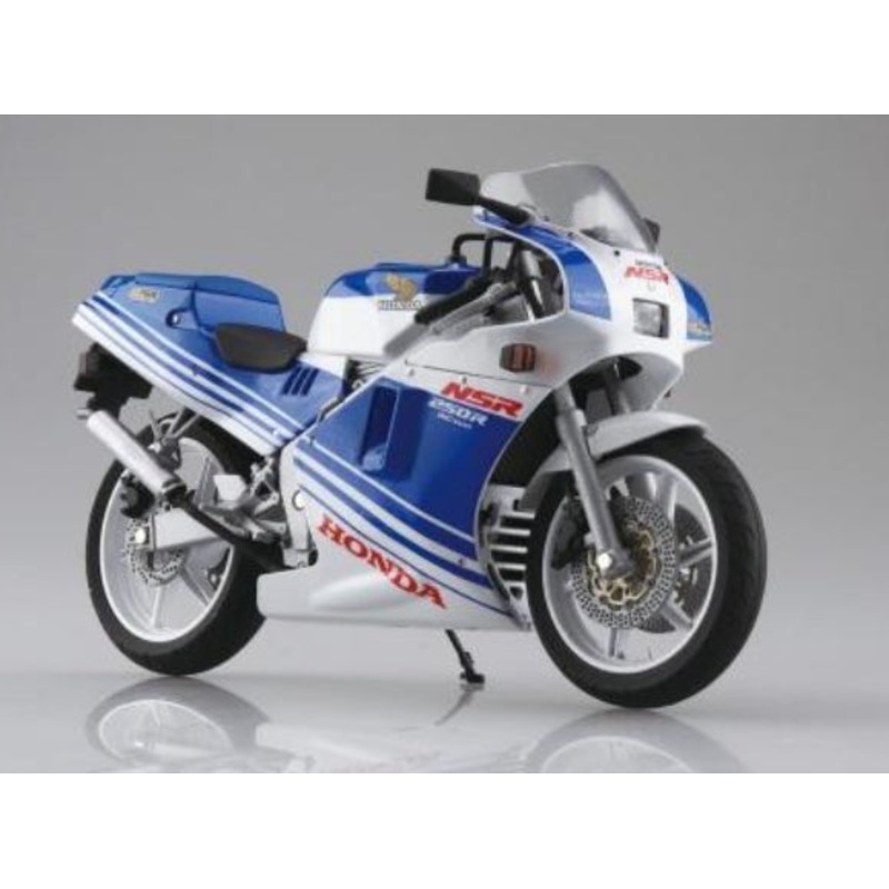 111574 Aoshima 1:12 Finished Model Bike Honda NSR250R SP ’88 Terrablue/Ross White