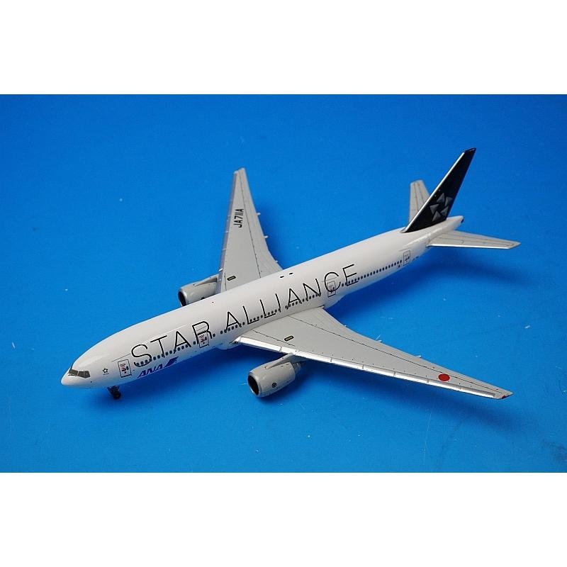 1:500 B777-200 ANA Star Alliance JA711A NH50022 ANA airplane model