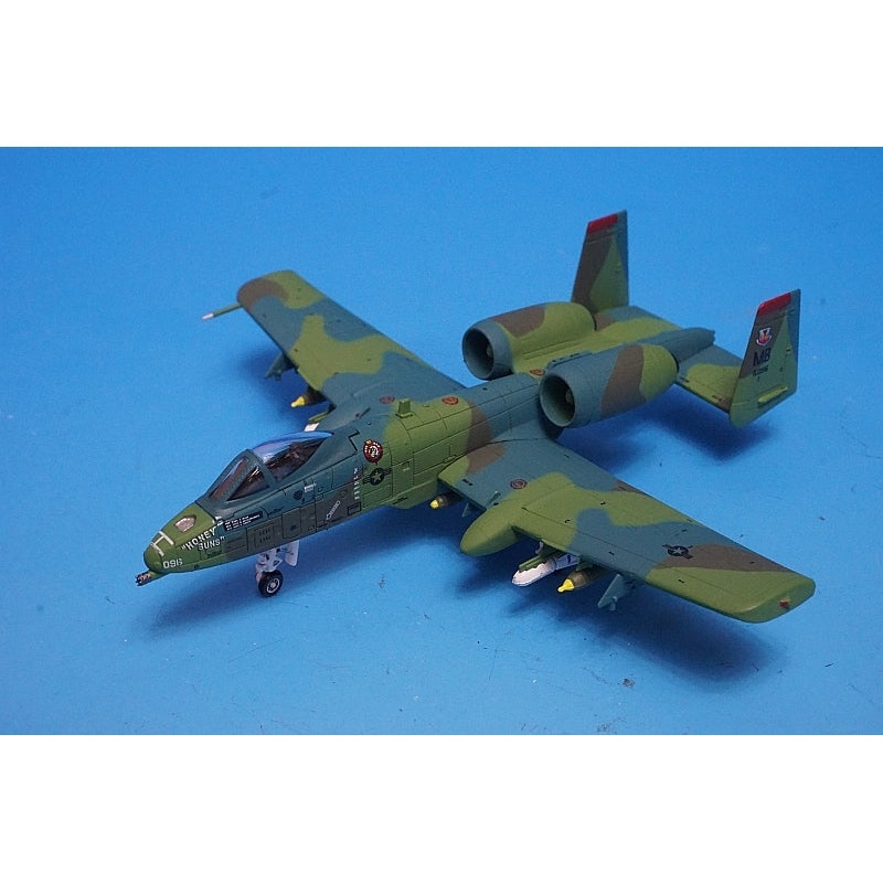 1:144 A-10A Thunderbolt II USAF 353rd Tactical Fighter Squadron Panthers MB79-0096, HONEY BUNS AVFS-1711019 S14
