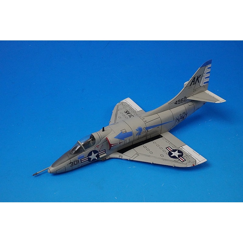 1:72 A-4B Gladiator VA-106 Cdr.L.W.Baldwin HA1402 Hobby Master airplane model