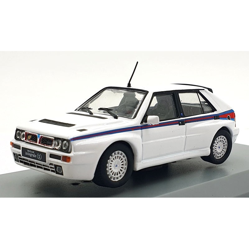 Whitebox 1/43 Scale Diecast WB242 – 1992 Lancia Delta Integrale Martini White