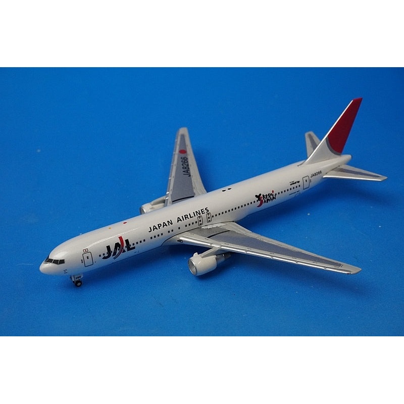 1:500 B767-300 Welcome to Japan! Japan 8266 NET Models airplane model