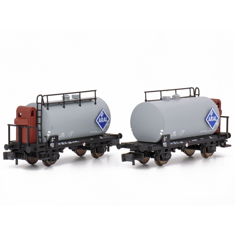 Set of 2 lightweight tank wagons DB/Aral, Ep.III