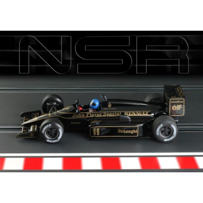 NSR F1 JPS Johnny Dumfries #11