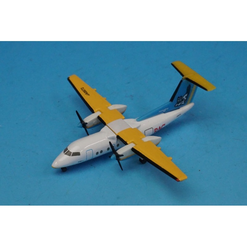 1:500 DHC-8-100 RAC Ryukyu Air JA8972 511438 Herpa airplane model