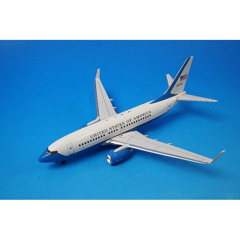1:200 B737-700 C-40B USAF VIP Transport Aircraft 50730 AV2737001 Aviation airplane model