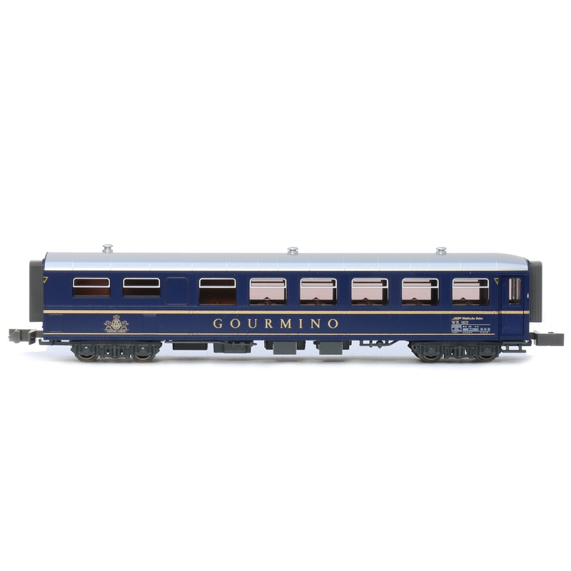 Glacier GOURMINO restaurant car WR 3811 of the RhB