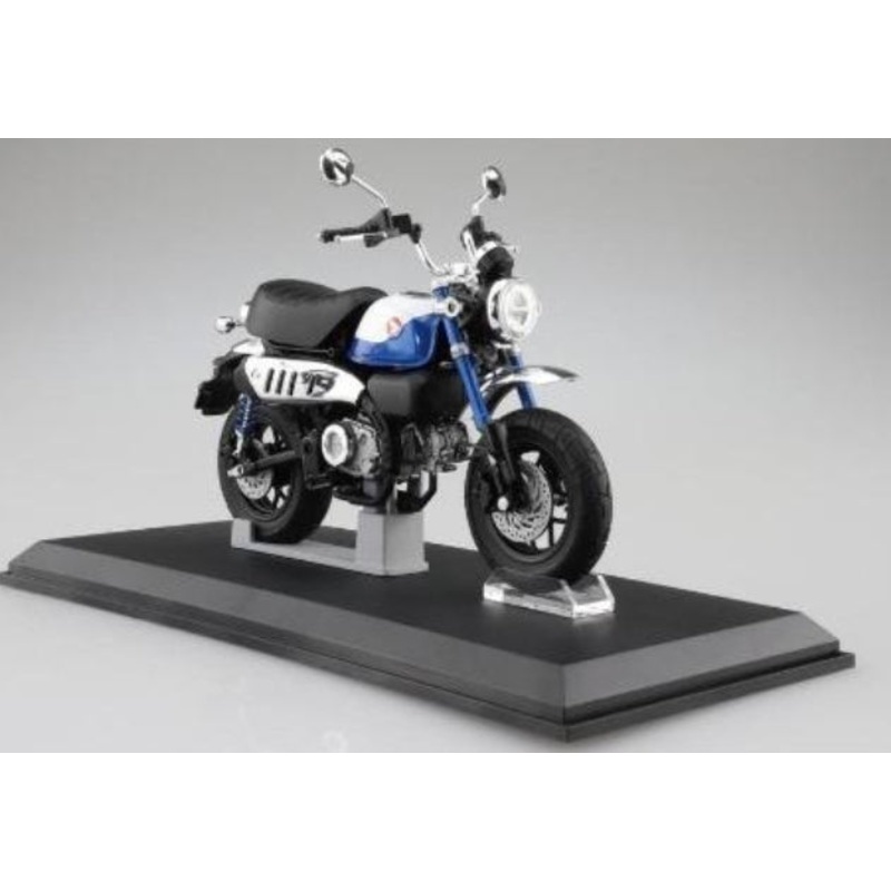 111215 Aoshima  1:12 Finished Model Bike Honda Monkey 125 ’22 Pearl Glittering Ring Blue
