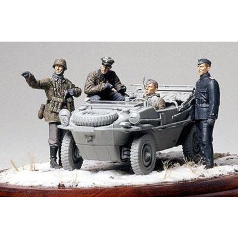 WWII Military Miniatures German Panzer Division Frontline Reconnaissance Team #35253 1/35 Figure Kit by Tamiya