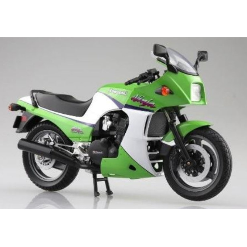 110805 Aoshima 1:12 Finished Model Bike KAWASAKI GPz900R Lime Green