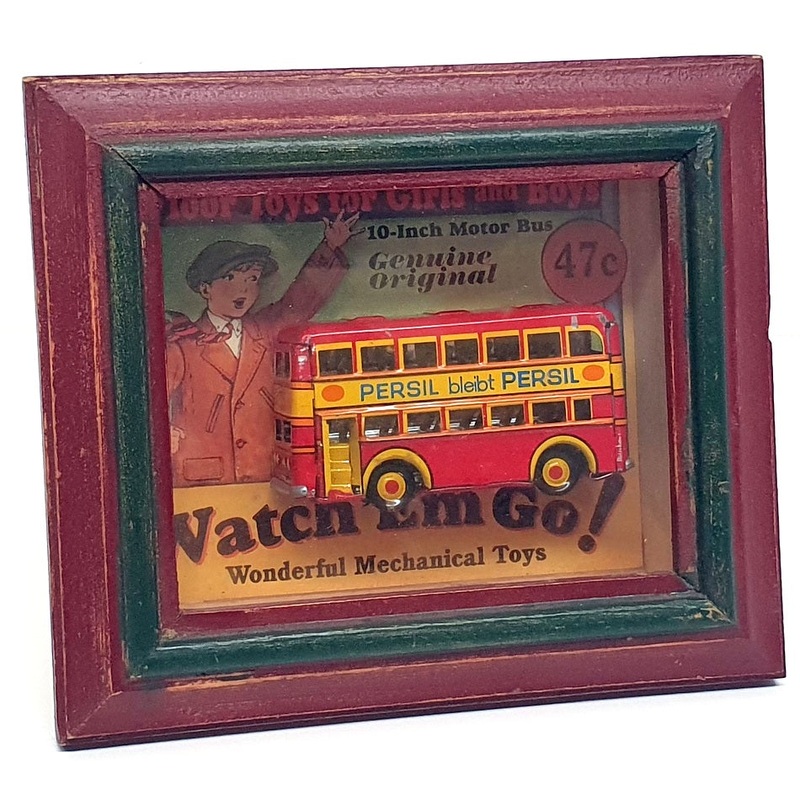 Vandor VR01 – Double Deck Bus In Box Frame With Vintage Ad Backdrop