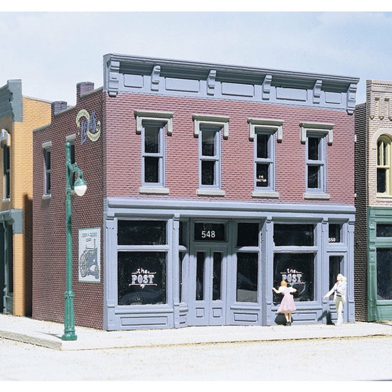Woodland Scenics Robert’s Dry Goods (HO) WOO10200