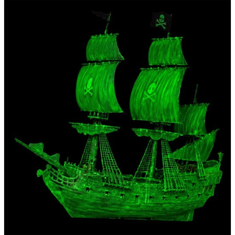 Ghost Ship (w/ Glow in the Dark Paint) 1/150 Model Sailing Ship Kit #5435 by Revell