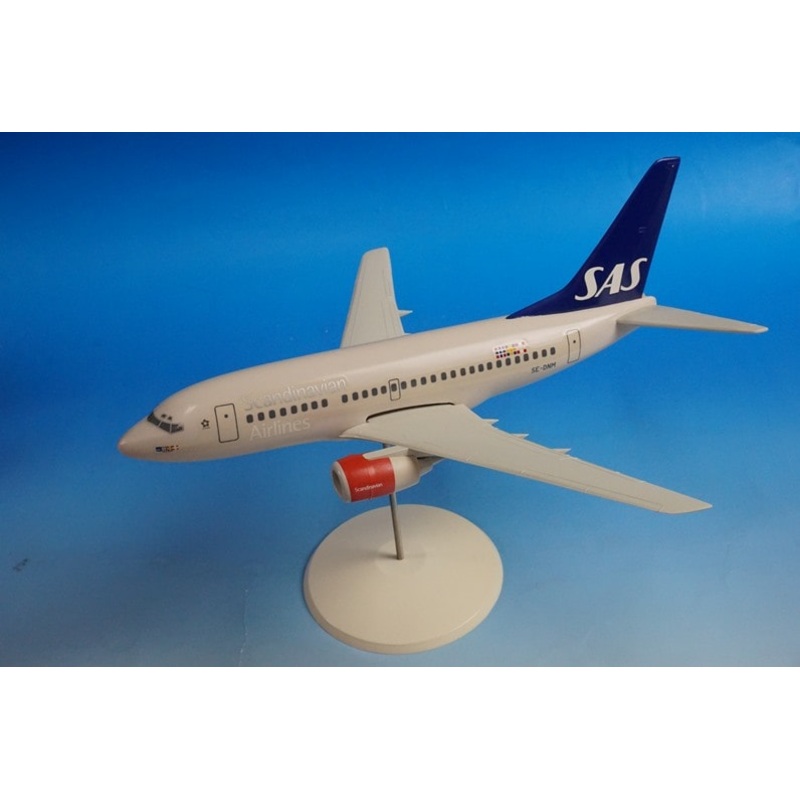 1:100 B737-600 SAS Scandinavia SE-DNM FRATELLI CESANA airplane model