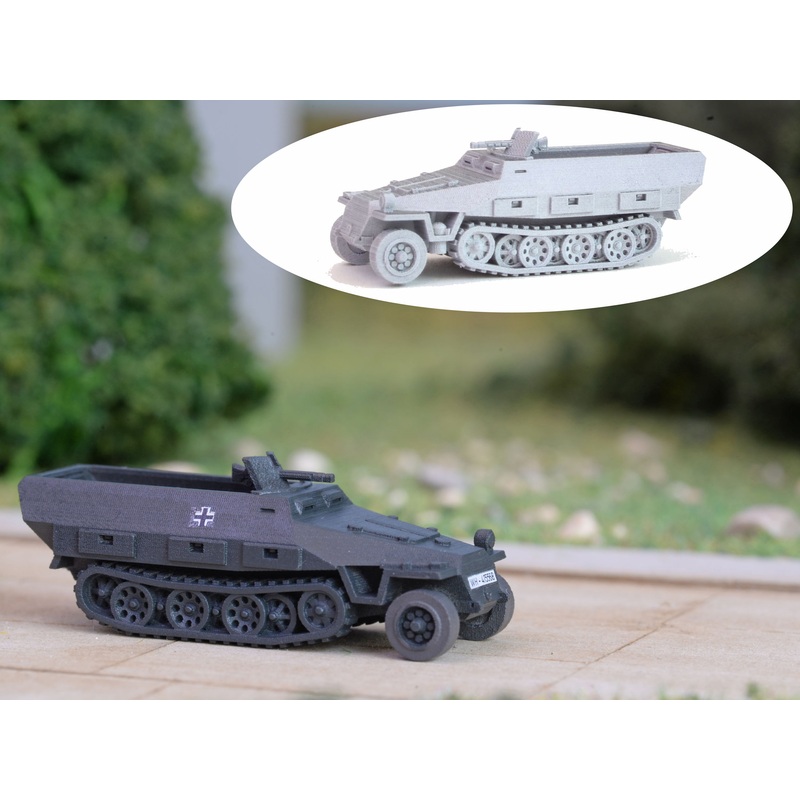 Armored vehicle SdKfz 251 D1-2 Wehrmacht – unpainted