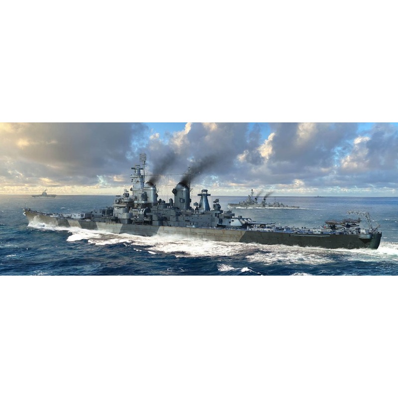USS Iowa BB-61 1/700 #06749 by Trumpeter