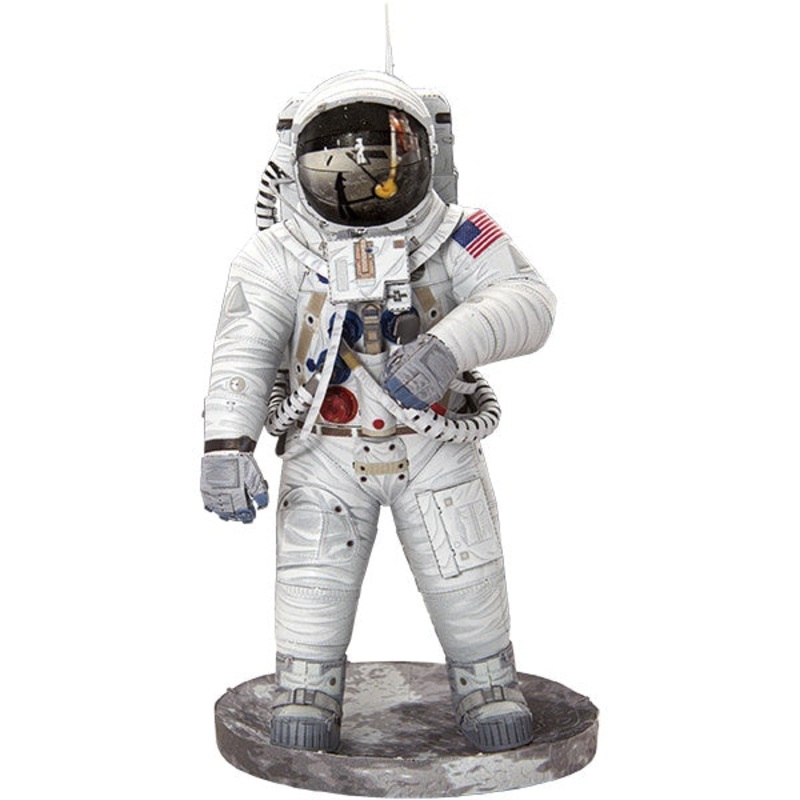 Metal Earth Apollo 11 Astronaut – PS2016