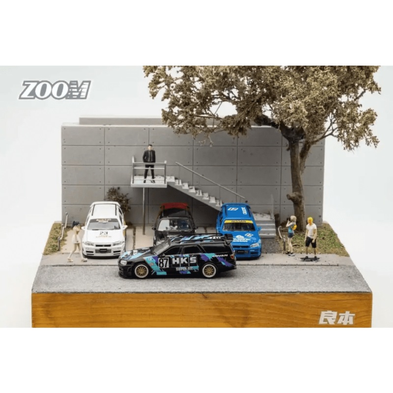 Zoom 1:64 Nissan Stagea w/R34 Front