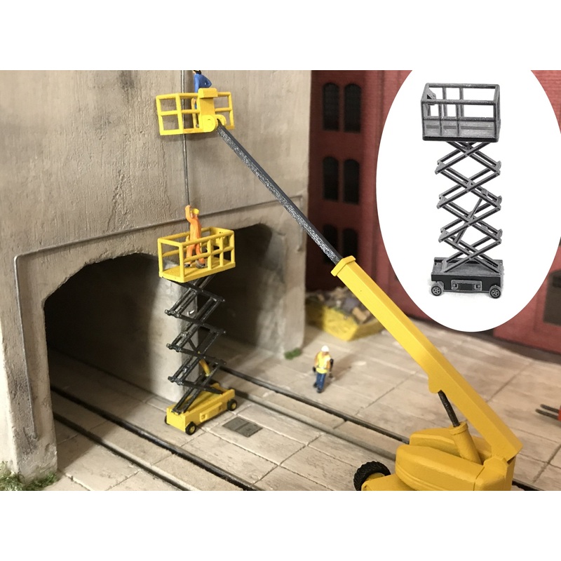 Scissor lift extended