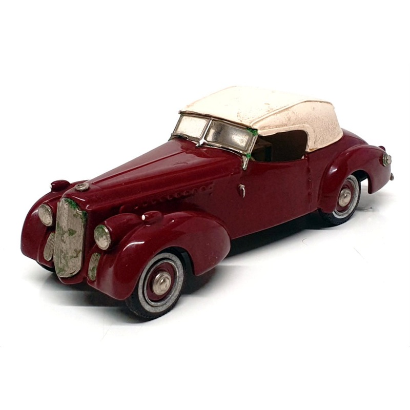 Western Models 1/43 Scale CBT51 – 1940 Packard Darrin Super 8 – Maroon