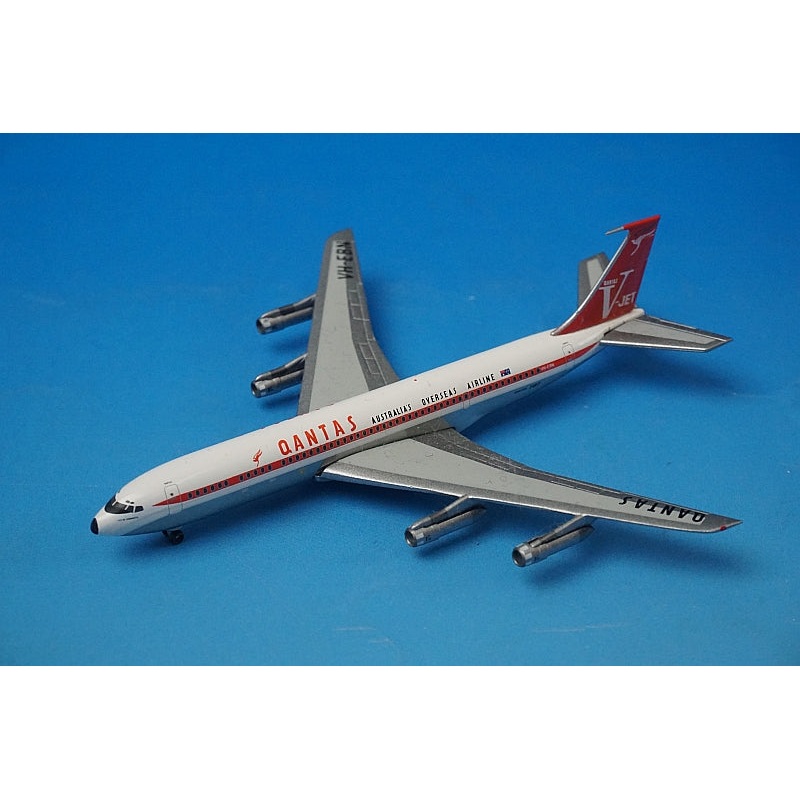 1:500 B707-320C Qantas V-Jet City of Parramatta VH-EBN 534154 Herpa