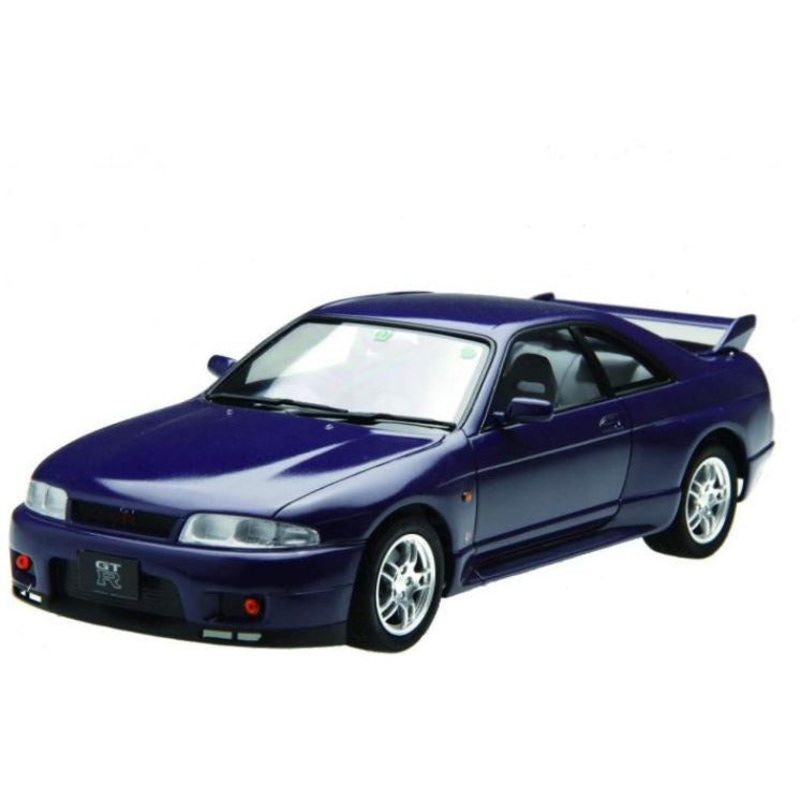 Nissan R33 Skyline GT-R V-Spec ’95 1/24 Model Car Kit #046273 by Fujimi