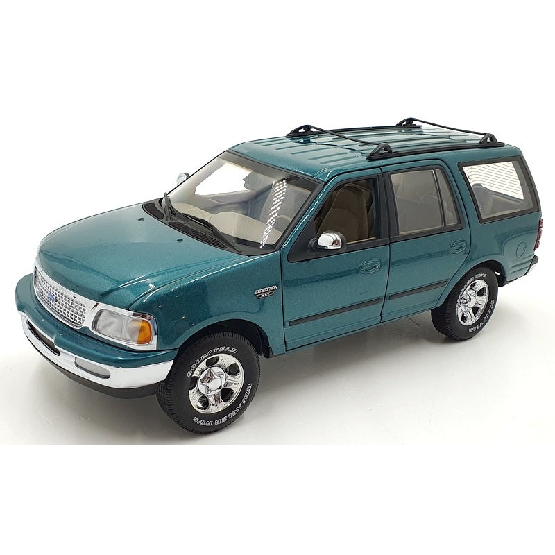 UT Models 1/18 Scale Diecast 22717 – Ford Expedition Regular XLT Metallic Green
